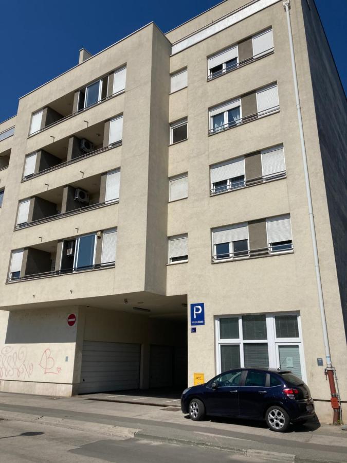 Apartment Maris - Free Parking زغرب المظهر الخارجي الصورة
